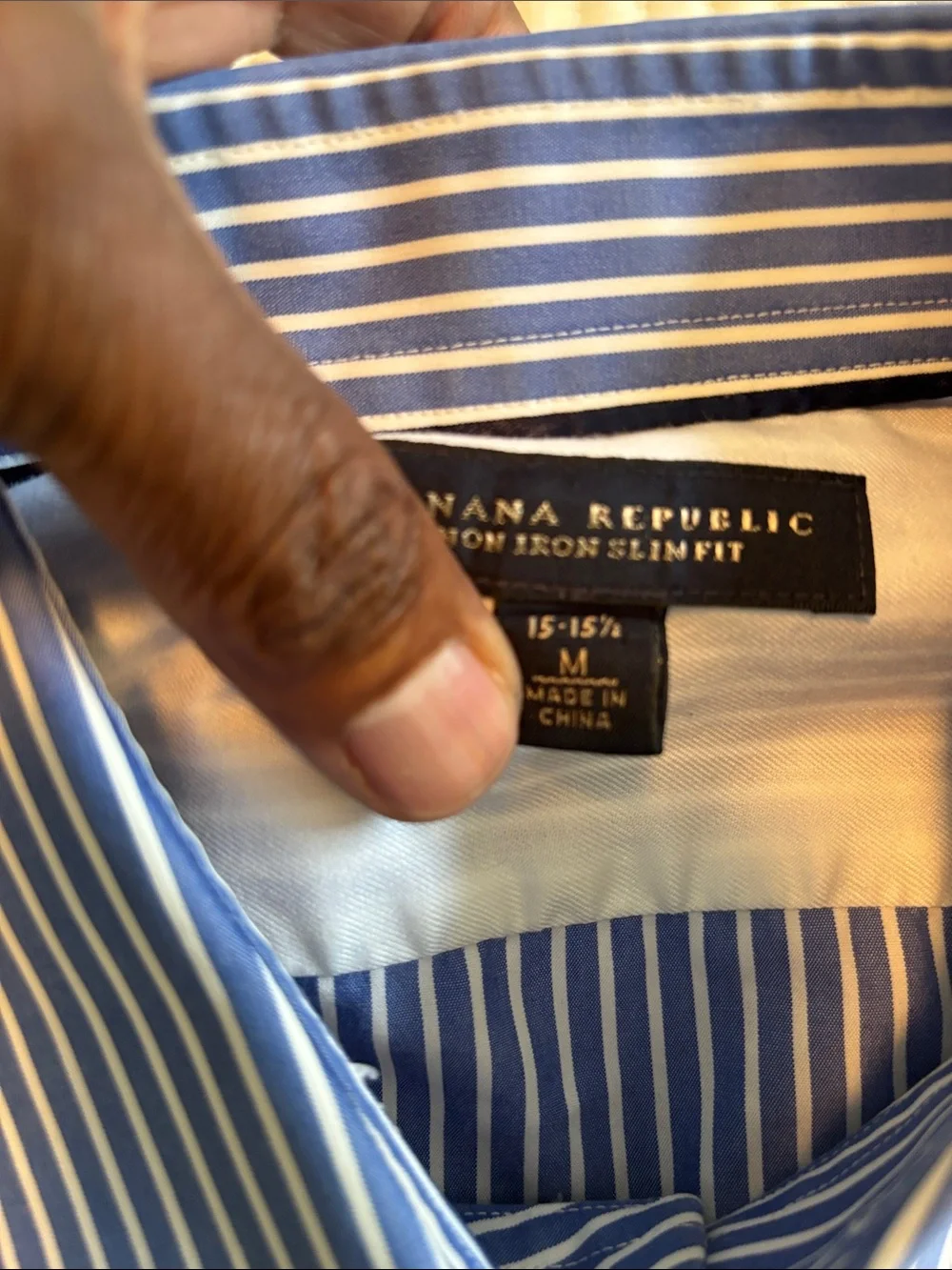 Banana Republic Men's Blue & White Stripe Dress Shirt